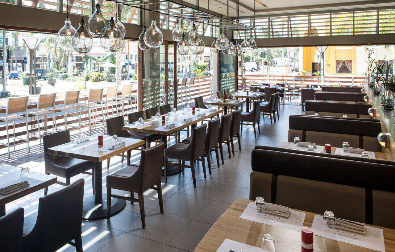 Hotel Courtyard By Marriott Long Downtown 3*